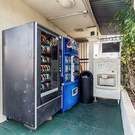 デイズ イン ゲートウェイ トゥ サンフランシスコ サンラファエル エクステリア 写真